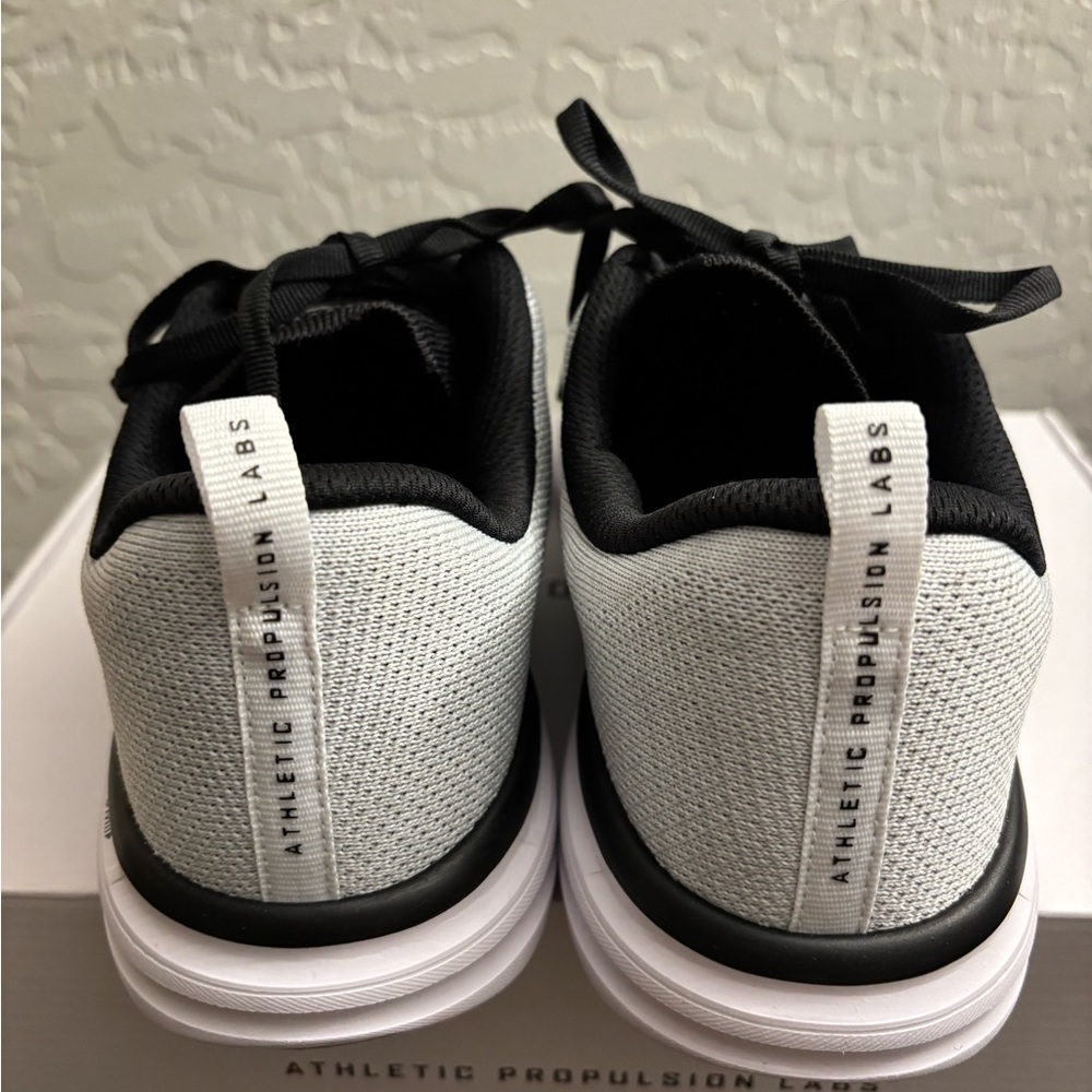 APL Men's Techloom Pro Black and White Athletic Shoes - Picture 4 of 8